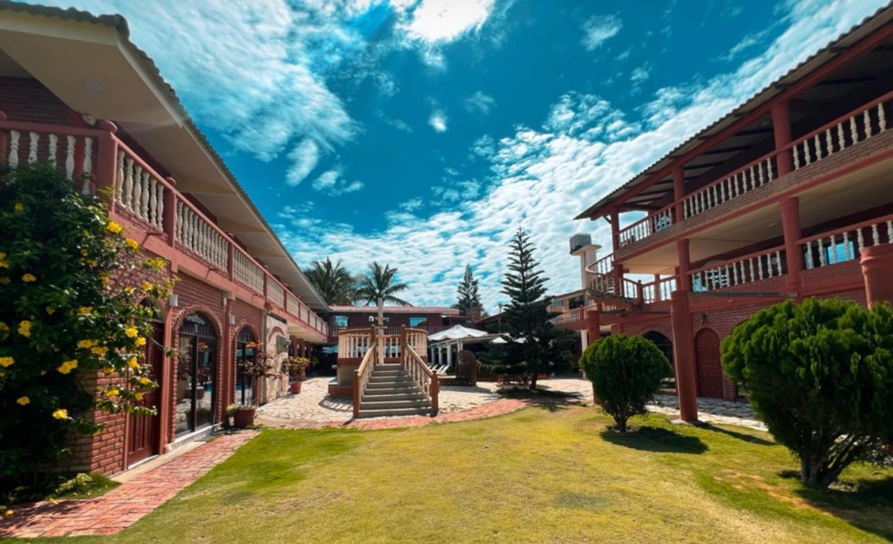 Suite Hotel Romanos General Villamil Exterior foto